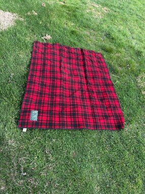 Woolrich x AEO buffalo plaid red black  Wool Throw Blanket NWOT  50x60